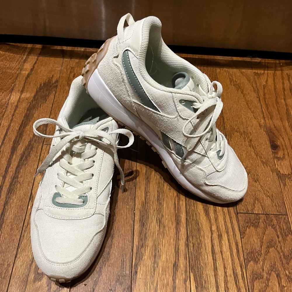Reebok light green and cream sneakers, size 10